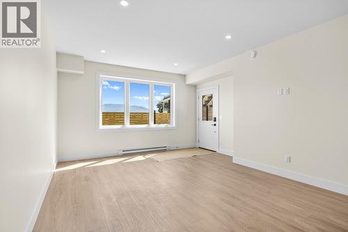 1025 Kitson Court, West Kelowna, BC - Indoor Photo Showing Other Room