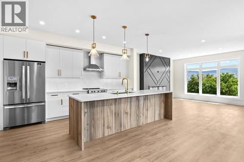 1025 Kitson Court, West Kelowna, BC - Indoor Photo Showing Kitchen With Upgraded Kitchen