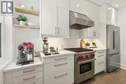 46 Connaught Avenue S, Hamilton, ON - Indoor Photo Showing Kitchen With Upgraded Kitchen