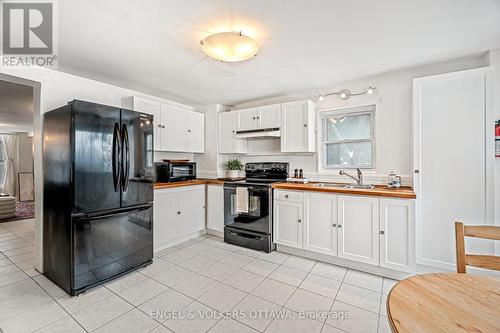 477 Booth Street, Ottawa, ON - Indoor Photo Showing Kitchen With Double Sink