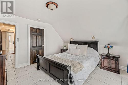 477 Booth Street, Ottawa, ON - Indoor Photo Showing Bedroom