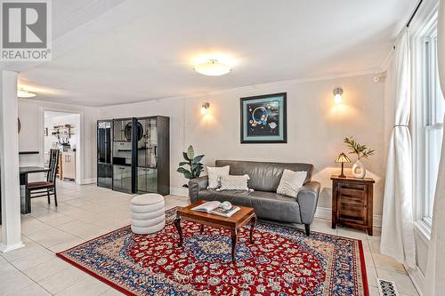 Living - 477 Booth Street, Ottawa, ON - Indoor Photo Showing Living Room