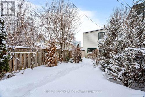 477 Booth Street, Ottawa, ON - Outdoor