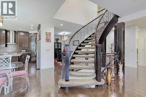 16 Rockcliff Point Nw, Calgary, AB - Indoor Photo Showing Other Room