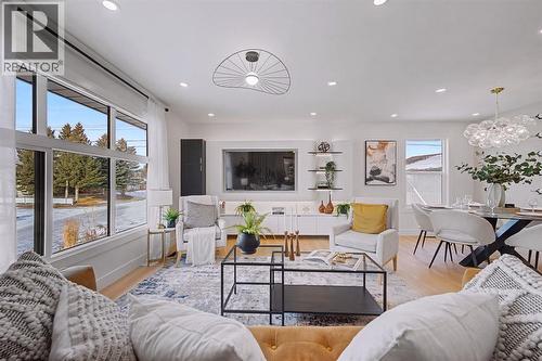 204 Martell Road Ne, Calgary, AB - Indoor Photo Showing Living Room