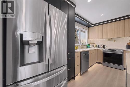 204 Martell Road Ne, Calgary, AB - Indoor Photo Showing Kitchen