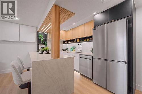 204 Martell Road Ne, Calgary, AB - Indoor Photo Showing Kitchen