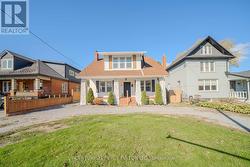 296 King St E - exterior - 