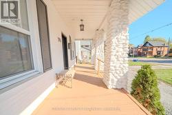 296 King St E - front porch - 