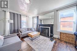 296 King St E - living room - 
