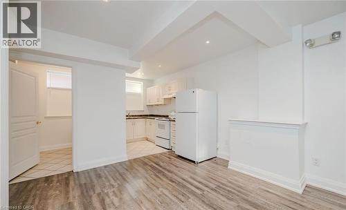 14 Forest Avenue, Hamilton, ON - Indoor Photo Showing Kitchen