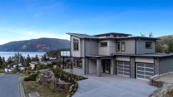 5-1060 SHORE PINE Close  Duncan, BC V9L 0C4