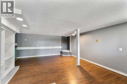 Recreational room - 4908 23 Avenue Nw, Calgary, AB - Indoor Photo Showing Other Room