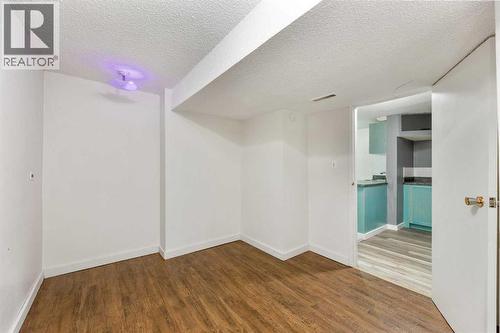Bedroom - 4908 23 Avenue Nw, Calgary, AB - Indoor Photo Showing Other Room