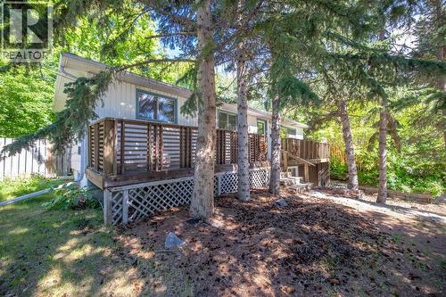 4908 23 Avenue Nw, Calgary, AB - Outdoor