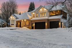 35 Rue d'Arvida  Granby, QC J2H 2B7