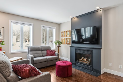 Salon - 35 Rue D'Arvida, Granby, QC - Indoor Photo Showing Living Room With Fireplace