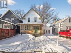 1208 Grafton AVENUE  Moose Jaw, SK S6H 3S6