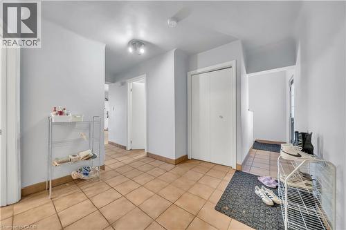 24 Columbia Street W, Waterloo, ON - Indoor