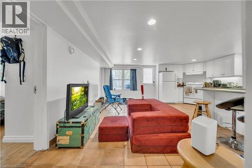 24 Columbia Street W, Waterloo, ON - Indoor