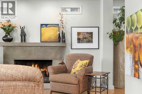 1929 6 Avenue Nw, Calgary, AB - Indoor With Fireplace