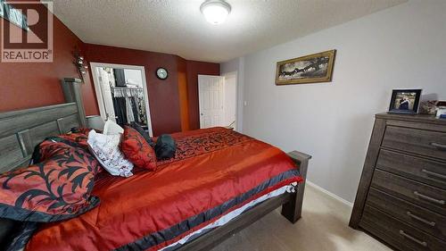 624 51 Avenue, Coalhurst, AB - Indoor Photo Showing Bedroom