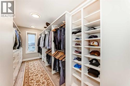 2614 21 Street Sw, Calgary, AB - Indoor With Storage