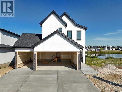 7 Lakewood Point  Strathmore, AB T1P 0G7