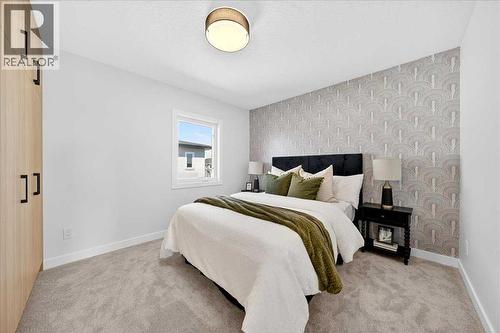 Bedroom - 7 Lakewood Point, Strathmore, AB - Indoor Photo Showing Bedroom