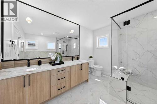 Bathroom - 7 Lakewood Point, Strathmore, AB - Indoor Photo Showing Bathroom