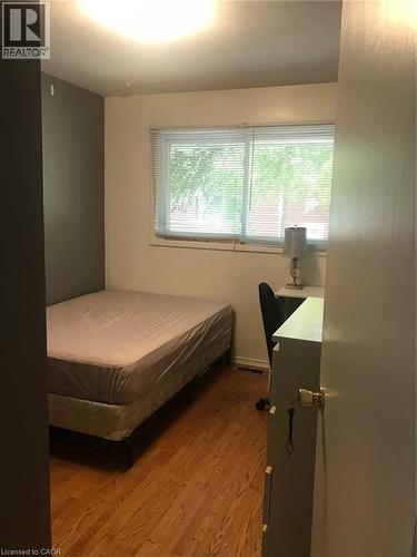 38 High Street, Waterloo, ON - Indoor Photo Showing Bedroom
