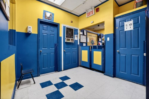 Commerce - 4444 Rue Bélanger, Montréal (Rosemont/La Petite-Patrie), QC - Indoor Photo Showing Other Room