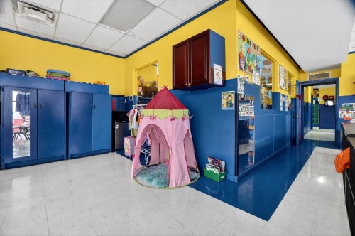 Commerce - 4444 Rue Bélanger, Montréal (Rosemont/La Petite-Patrie), QC - Indoor Photo Showing Other Room