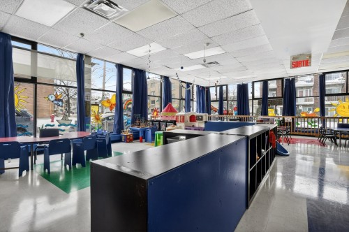 Commerce - 4444 Rue Bélanger, Montréal (Rosemont/La Petite-Patrie), QC - Indoor