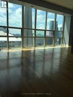 3202 - 30 GRAND TRUNK CRESCENT  Toronto, ON M5J 3A4