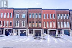 27 CHESTNUT COURT  Aurora, ON L4G 4A4