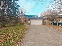 42 EMELINE CRESCENT  Markham, ON L3P 4G4