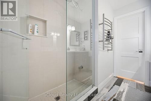 1061 Johnathan Drive, Mississauga, ON - Indoor Photo Showing Bathroom