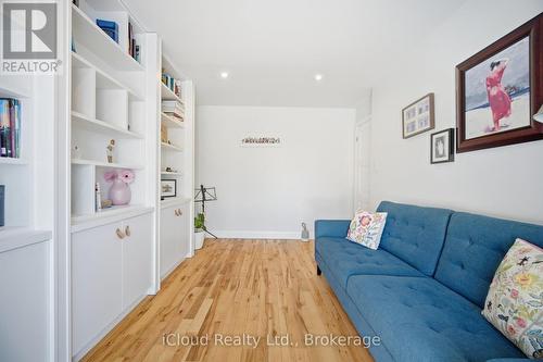 1061 Johnathan Drive, Mississauga, ON - Indoor