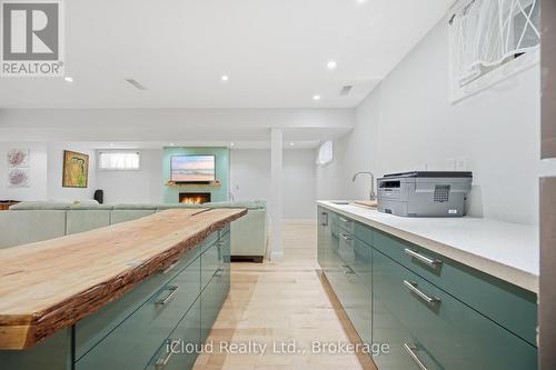 1061 Johnathan Drive, Mississauga, ON - Indoor