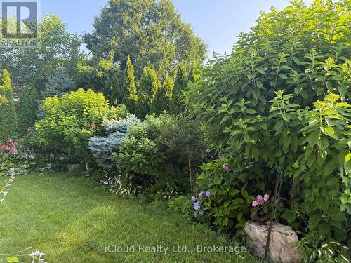 1061 Johnathan Drive, Mississauga, ON - Outdoor