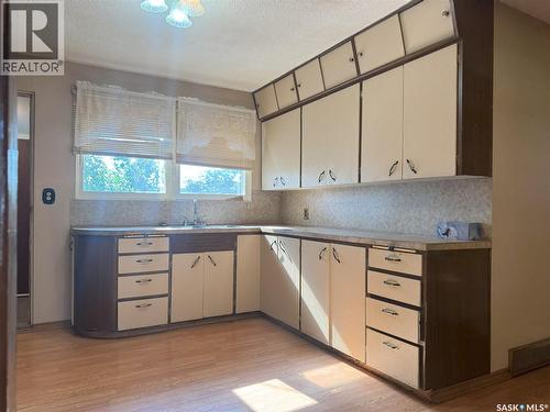 209 Francis Street, Francis, SK - Indoor Photo Showing Kitchen