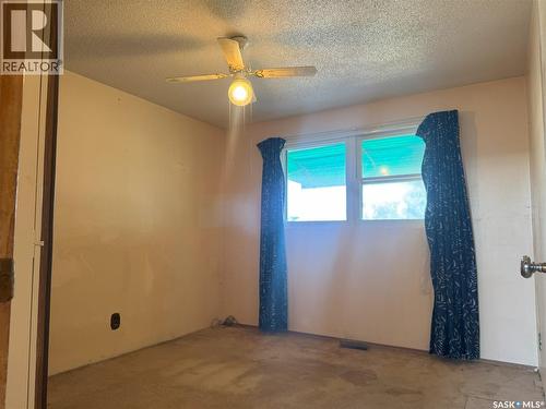209 Francis Street, Francis, SK - Indoor Photo Showing Other Room