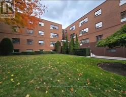 112 - 101 COE HILL DRIVE  Toronto, ON M6S 3E3