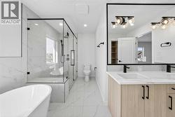 5 PC Ensuite bathroom - 