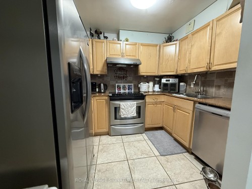 1195 Lakeshore Road E, Mississauga, ON 