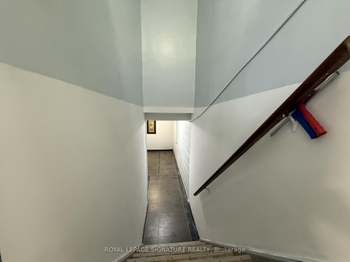 1195 Lakeshore Road E, Mississauga, ON 