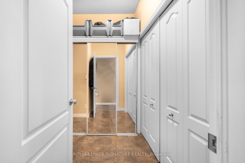 408 Gravel Ridge Trail, Kitchener, ON - Indoor Photo Showing Other Room