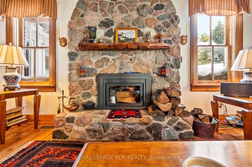 6000 Eighth Line, Erin, ON - Indoor Photo Showing Living Room With Fireplace