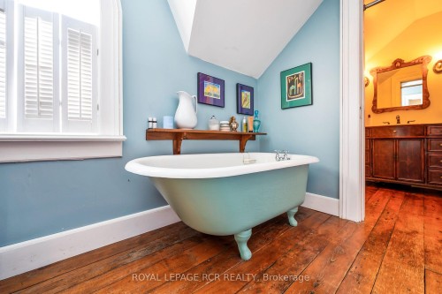 6000 Eighth Line, Erin, ON - Indoor Photo Showing Bathroom
